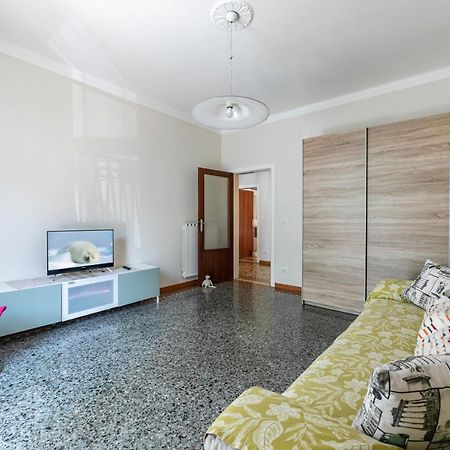 La Fenice Mestre Apartment Buitenkant foto
